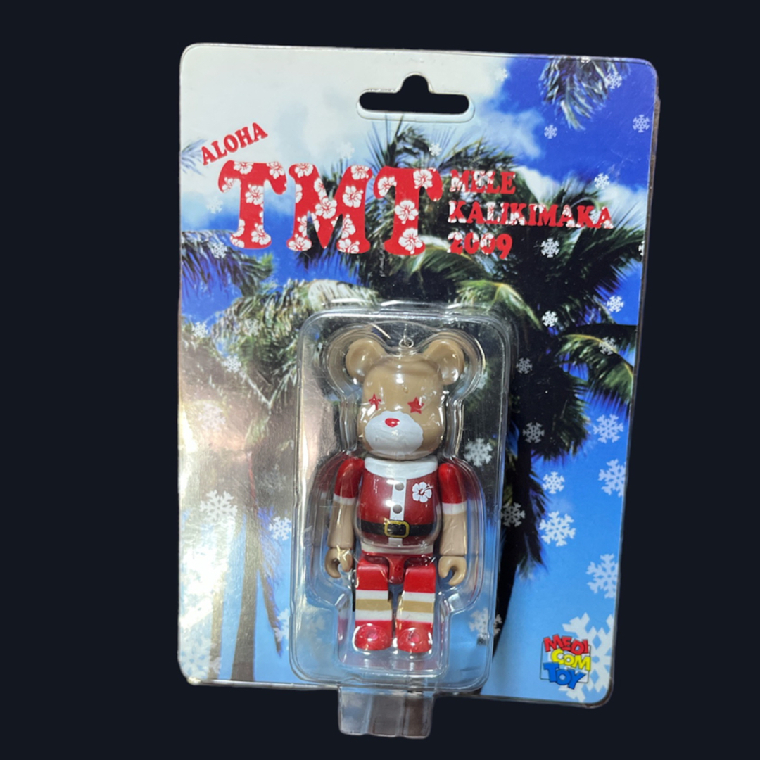 数量限定販売TMTコラボ　ベアブリック フィギュア　aloha クリスマスのサムネイル