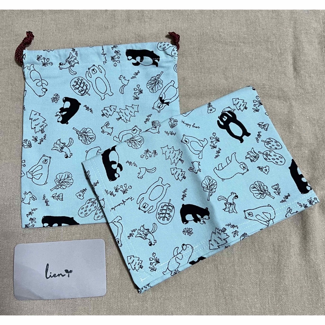 巾着と給食用ナフキン グリーン系 ハンドメイドのキッズ/ベビー(外出用品)の商品写真