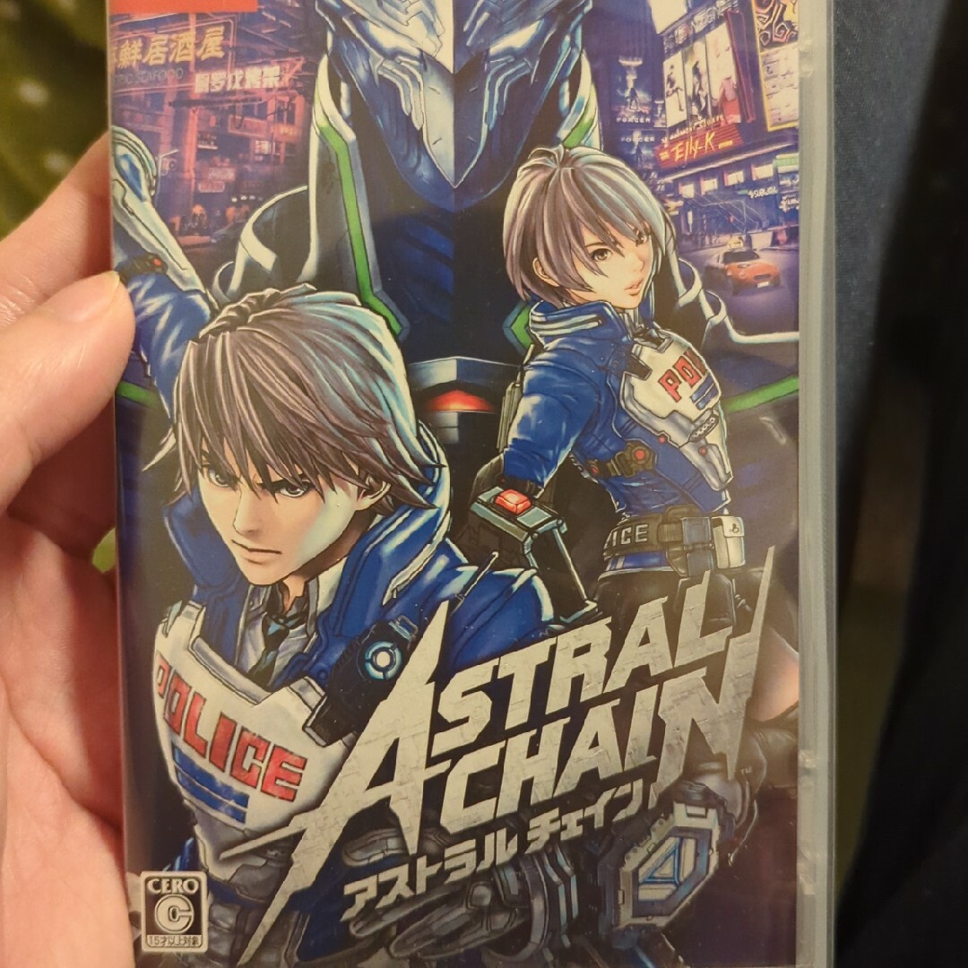 ASTRAL CHAIN（アストラルチェイン） エンタメ/ホビーのゲームソフト/ゲーム機本体(家庭用ゲームソフト)の商品写真