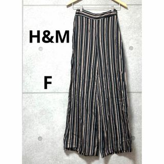 エイチアンドエム(H&M)の☆エイチアンドエム☆H&M ワイドパンツ　ストライプ柄　サイドファスナー　秋冬(カジュアルパンツ)