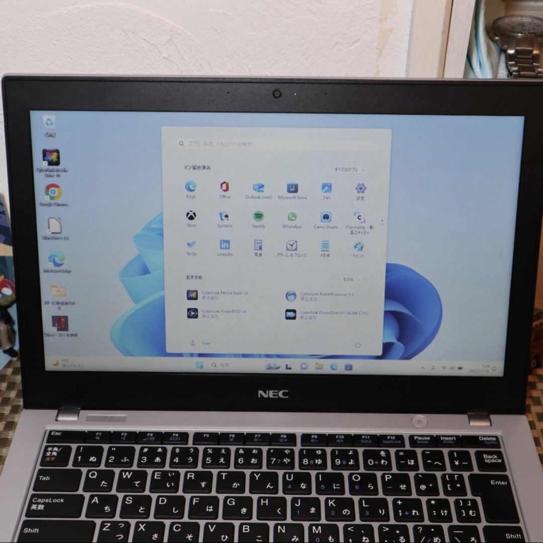 NEC - Win11小型&軽量!8世代Corei5/高速NVMeSSD256/メ8/無線の通販