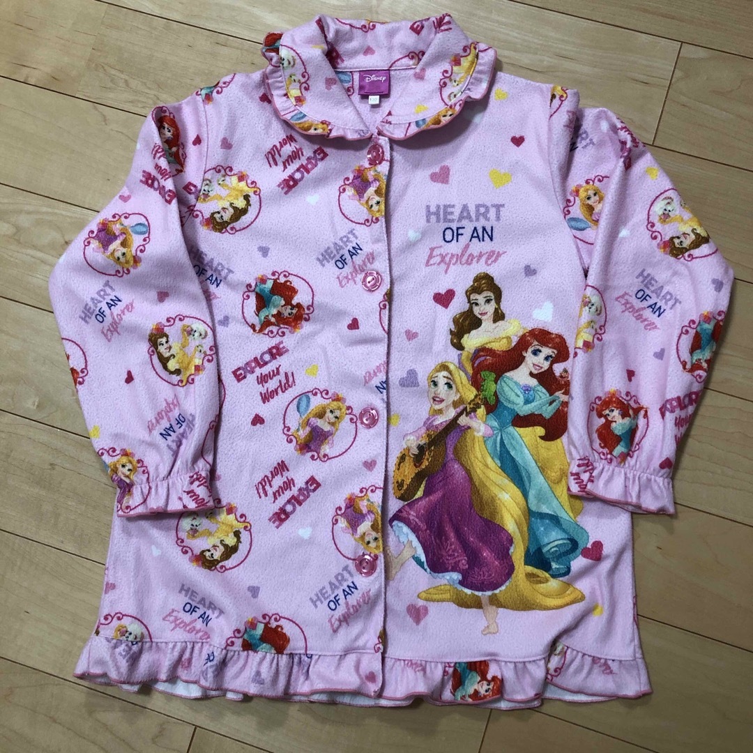 キッズ　ディズニー　プリンセス　パジャマ　上下セット　130 キッズ/ベビー/マタニティのキッズ服女の子用(90cm~)(パジャマ)の商品写真