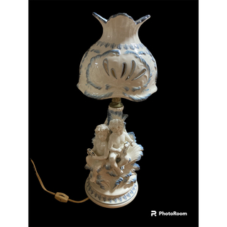 陶器ロココ調　テーブルランプ　天使 アンティーク スタンドライト 照明 ランプ(テーブルスタンド)