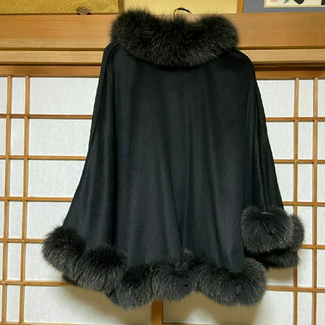 SAGA FURS  ファーポンチョ