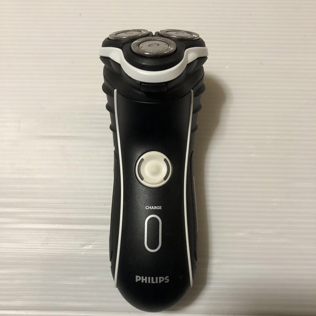 PHILIPS(フィリップス)の【 本体のみ　】フィリップスシェーバー　HQ7310 スマホ/家電/カメラの美容/健康(メンズシェーバー)の商品写真