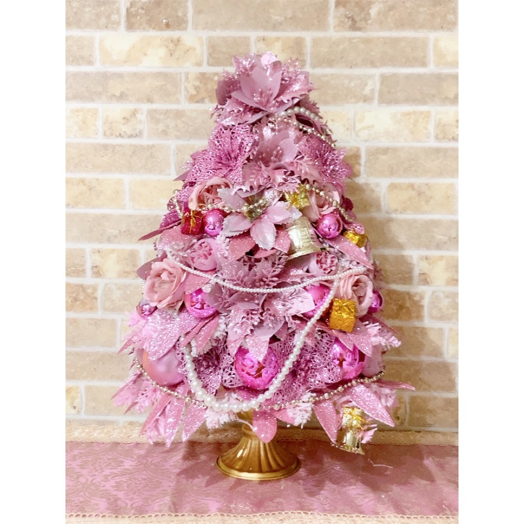 クリスマステーブルフラワーアレンジ♡ピンクのクリスマスツリー ハンドメイドのフラワー/ガーデン(その他)の商品写真