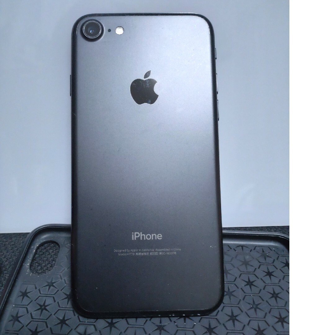 iPhone 7 Black 128 GB Softbank