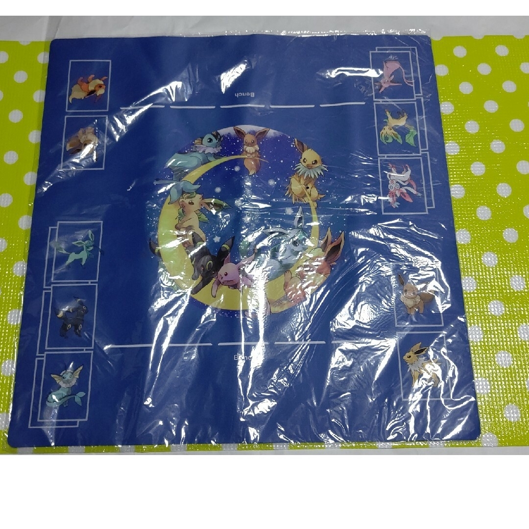 ポケカ ポケモンカード イーブイ ブイズ プレイマットの通販 by ポケカ ポケモンカード イーブイ ブイズ プレイマットの通販 by