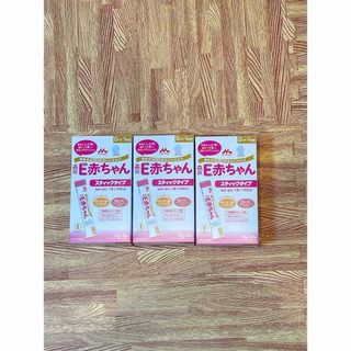 モリナガニュウギョウ(森永乳業)のE赤ちゃん スティック粉ミルク 3箱(10本×3箱)(その他)