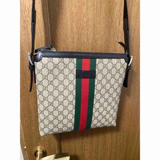 グッチ(Gucci)のGUCCI メッセンジャーバッグ(ショルダーバッグ)