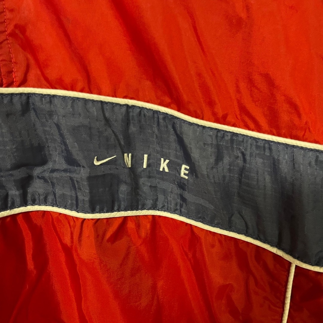 NIKE(ナイキ)のNIKE ナイキ ナイロンジャケット XL ハーフジップ 刺繍ロゴ バックロゴ メンズのジャケット/アウター(ナイロンジャケット)の商品写真