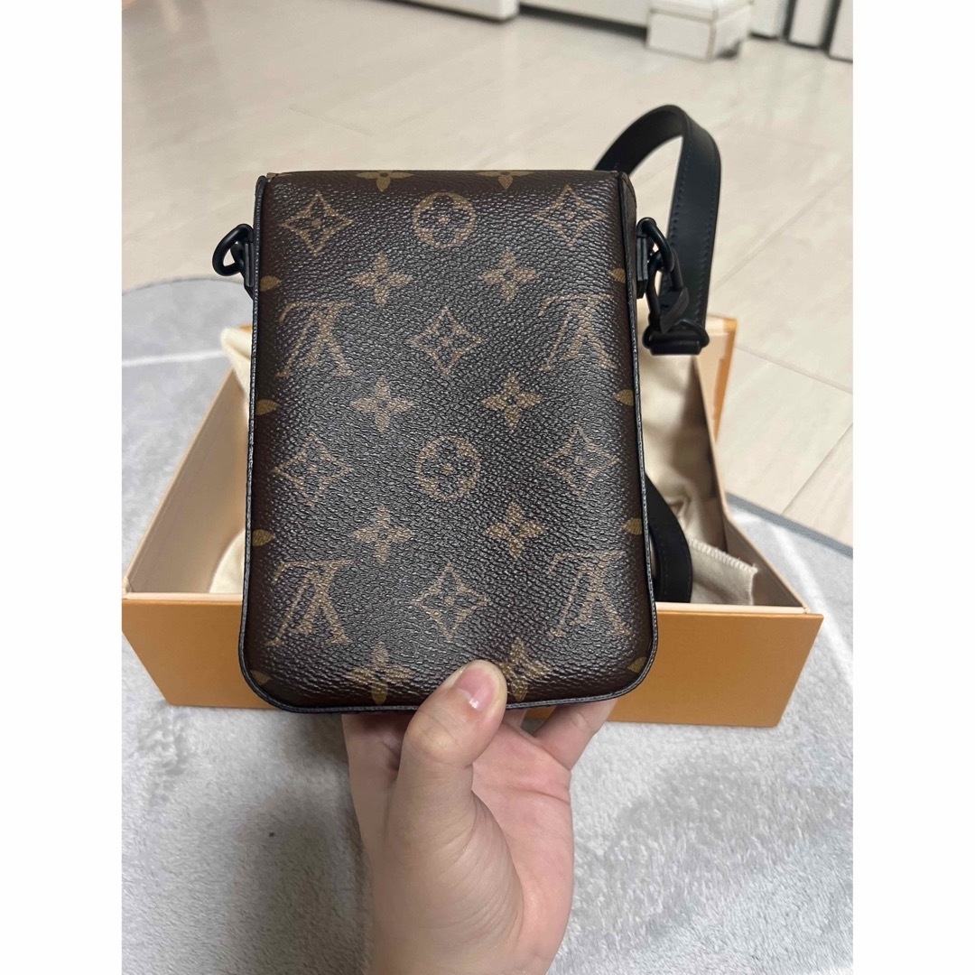 LOUIS VUITTON - 【ネット限定】 ルイヴィトン 新作ショルダーバックの