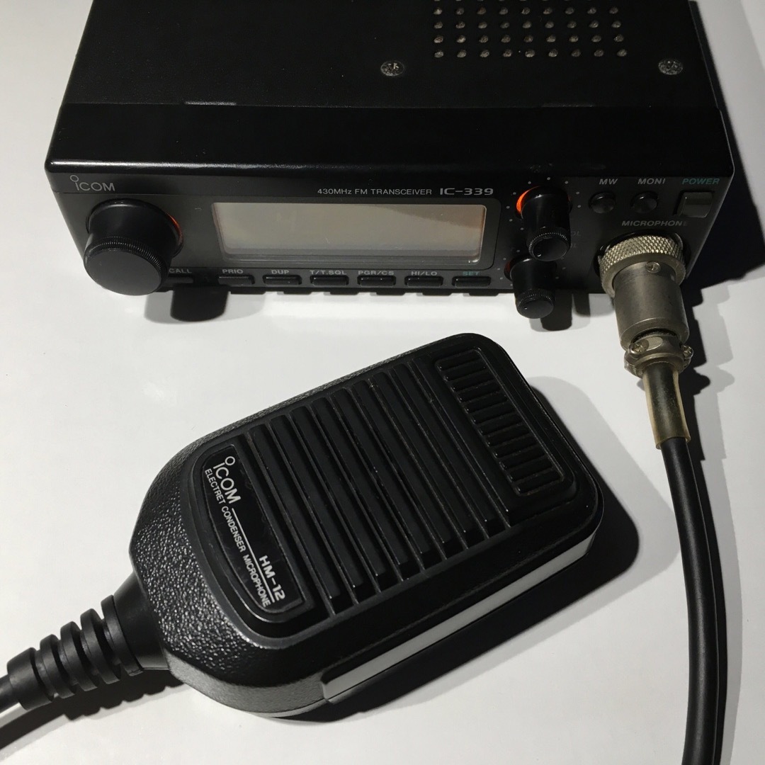 icom IC-339 430MHz帯10W FMトランシーバー エンタメ/ホビーのテーブルゲーム/ホビー(アマチュア無線)の商品写真