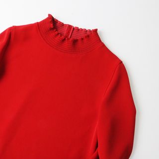 アーペーセー(A.P.C)の美品 アーペーセー A.P.C. フリルハイネックワンピース 34/レッド リブ ドレス【2400013611527】(その他)