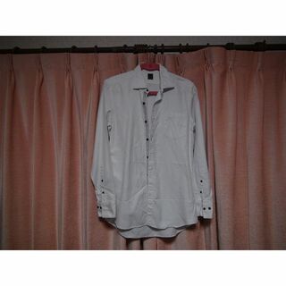 タケオキクチ(TAKEO KIKUCHI)のTAKEO KIKUCHIのホワイト ドレスシャツ（L)　日本製 !。(シャツ)
