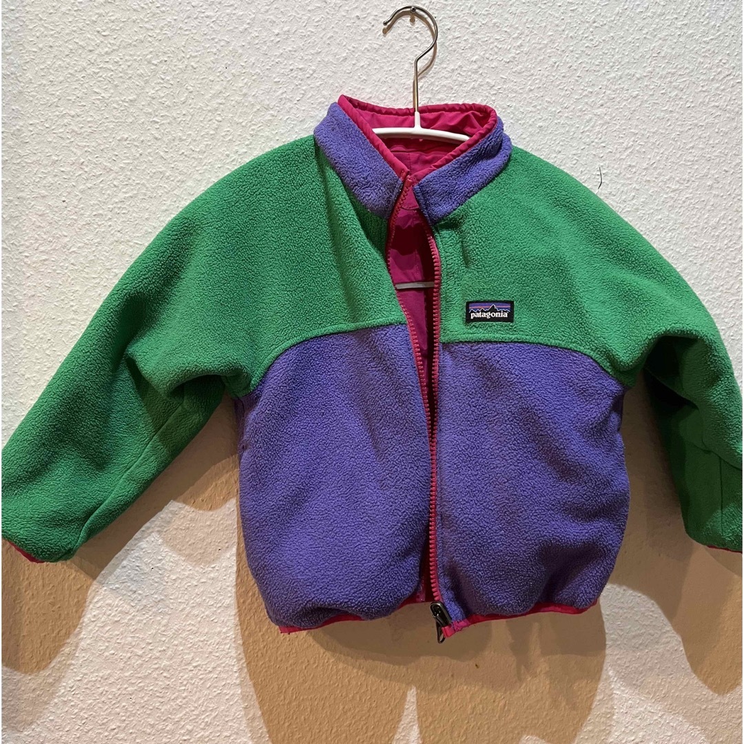 patagonia(パタゴニア)のパタゴニア　リバーシブルジャケット キッズ/ベビー/マタニティのキッズ服女の子用(90cm~)(ジャケット/上着)の商品写真