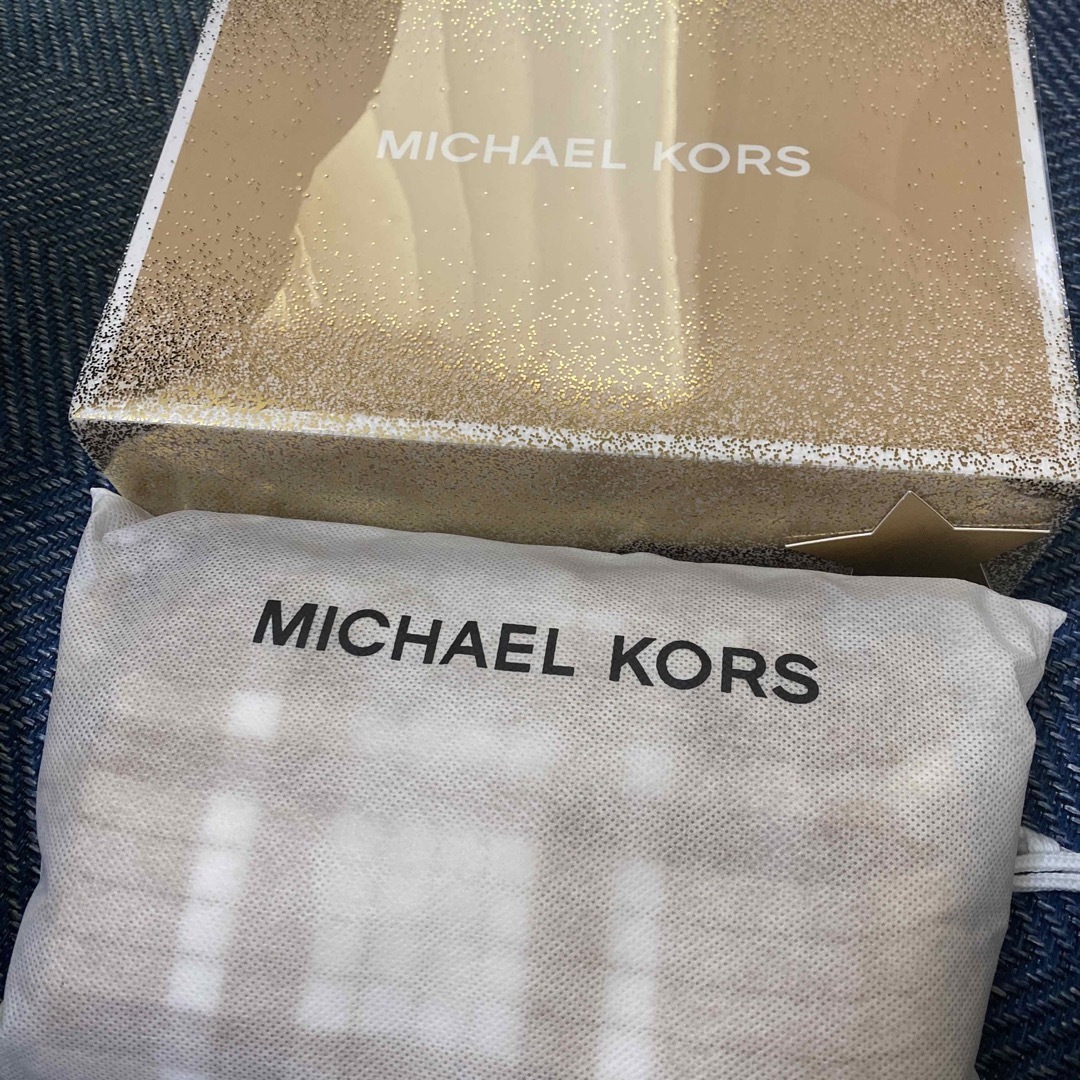 Michael Kors(マイケルコース)のマイケルコース マフラーストールチェックMICHAEL KORS   レディースのファッション小物(マフラー/ショール)の商品写真