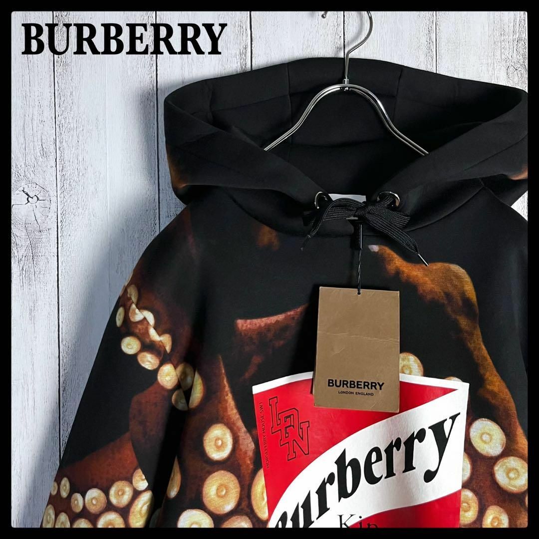 BURBERRY - 【タグ付き】バーバリー☆総柄入りパーカー ビッグロゴ