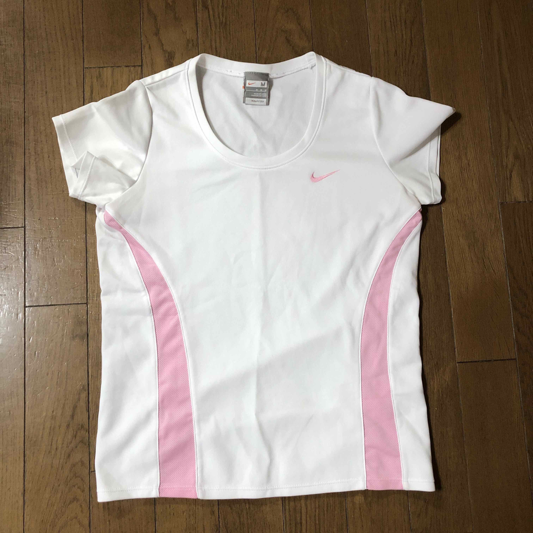 YONEX(ヨネックス)のヨネックス　レディースTシャツ　Ｍサイズ レディースのトップス(Tシャツ(半袖/袖なし))の商品写真