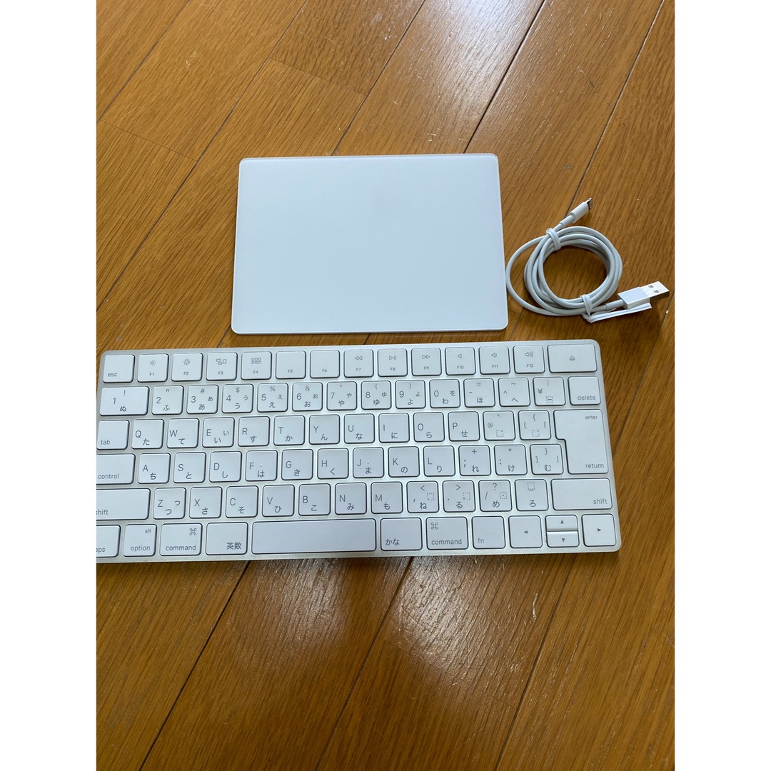 Apple Magic キーボードとトラックパッド