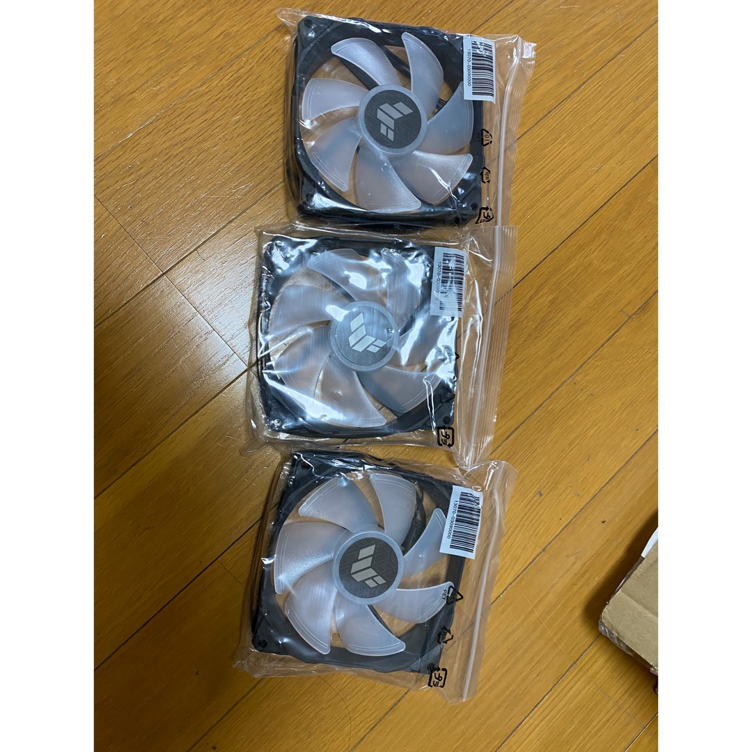 ASUS TUF ARGB fan 3個セット - PCパーツ