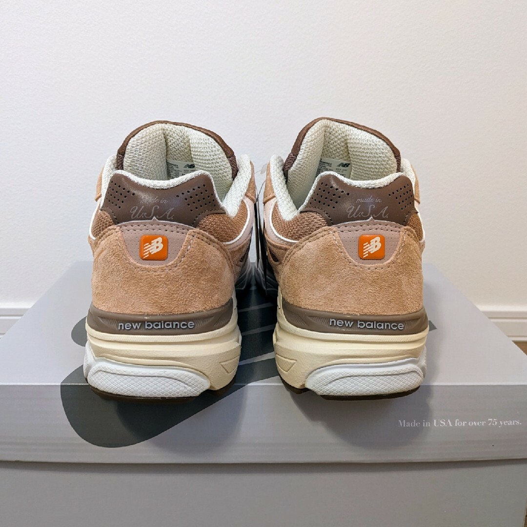 New Balance(ニューバランス)のSize? × New Balance 990V3  Cream/Orange メンズの靴/シューズ(スニーカー)の商品写真