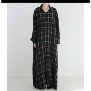 アパルトモンドゥーズィエムクラス(L'Appartement DEUXIEME CLASSE)の【REMI RELIEF/レミレリーフ】CHECK SHIRT DRESS(ロングワンピース/マキシワンピース)