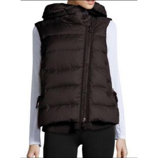 モンクレール(MONCLER)のmoncler sacai  Laurie ダウンベスト(ダウンベスト)