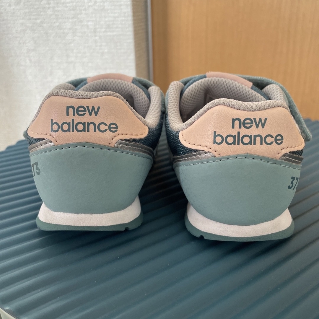 New Balance(ニューバランス)のNB IZ373   MA様専用 キッズ/ベビー/マタニティのベビー靴/シューズ(~14cm)(スニーカー)の商品写真