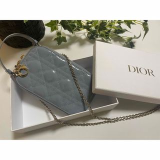 クリスチャンディオール(Christian Dior)の【美品】LADY DIOR フォンホルダー カナージュ パテントカーフスキン水色(ショルダーバッグ)