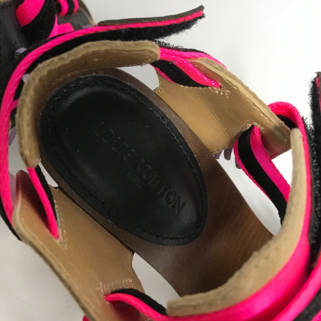 LOUIS VUITTON(ルイヴィトン)のルイヴィトン LOUIS VUITTON タッセル付き フリンジ ヒール 靴 サンダル ウッド ピンク レディースの靴/シューズ(サンダル)の商品写真