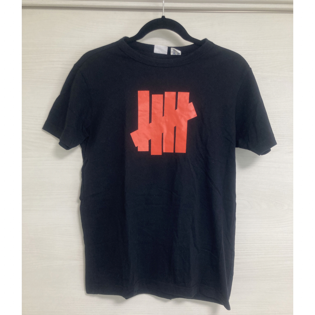 UNDEFEATED(アンディフィーテッド)のS UNDEFEATED Tシャツ メンズのトップス(Tシャツ/カットソー(半袖/袖なし))の商品写真