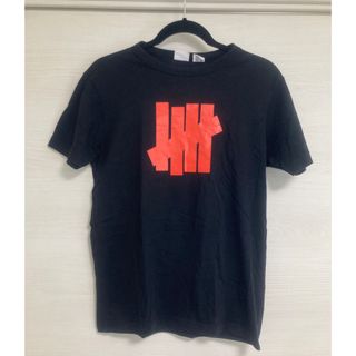 アンディフィーテッド(UNDEFEATED)のS UNDEFEATED Tシャツ(Tシャツ/カットソー(半袖/袖なし))