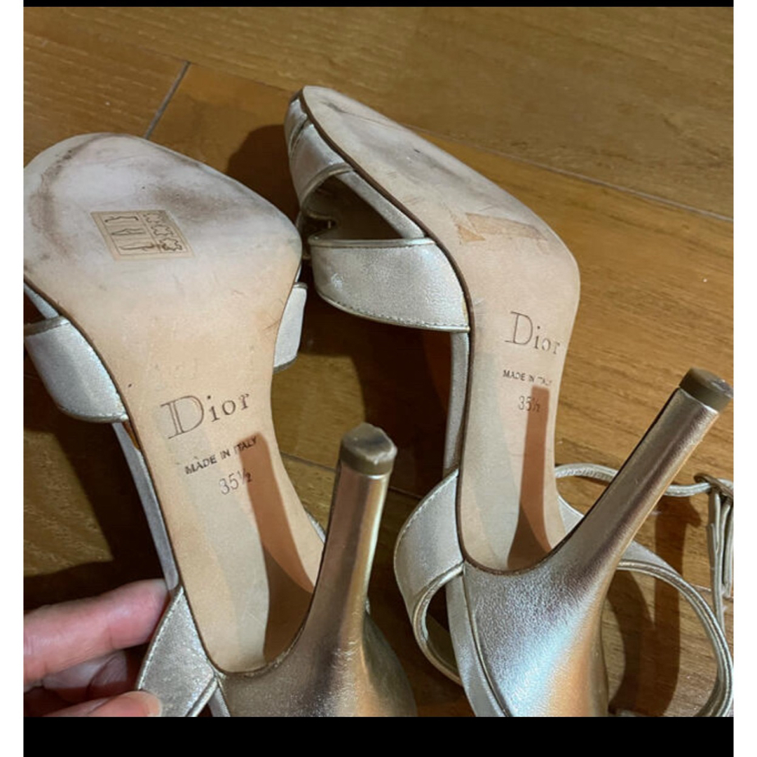 Christian Dior(クリスチャンディオール)のディオール❣️ヒールパンプスベージュゴールド美品 レディースの靴/シューズ(ハイヒール/パンプス)の商品写真