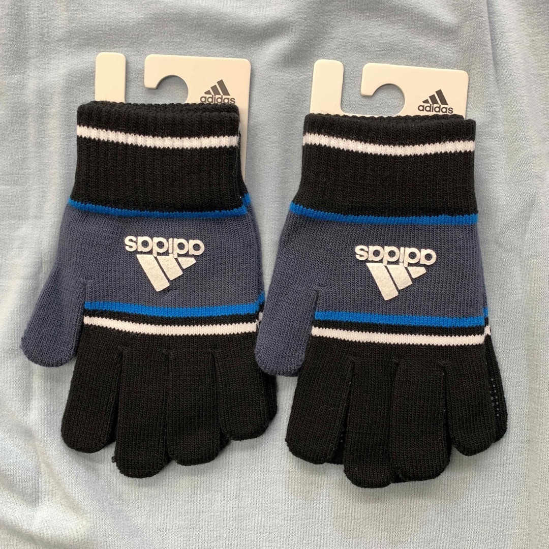 adidas(アディダス)のadidas 手袋 2つセットで！ キッズ/ベビー/マタニティのこども用ファッション小物(手袋)の商品写真