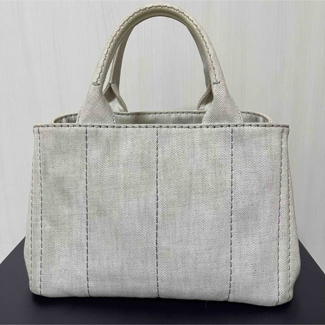 PRADA - カナパ ビアンコの通販 by ♡'s shop|プラダならラクマ
