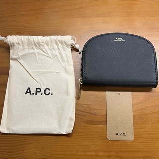 アーペーセー(A.P.C)のAPC ハーフムーン 財布 ウォレット 未使用品(財布)