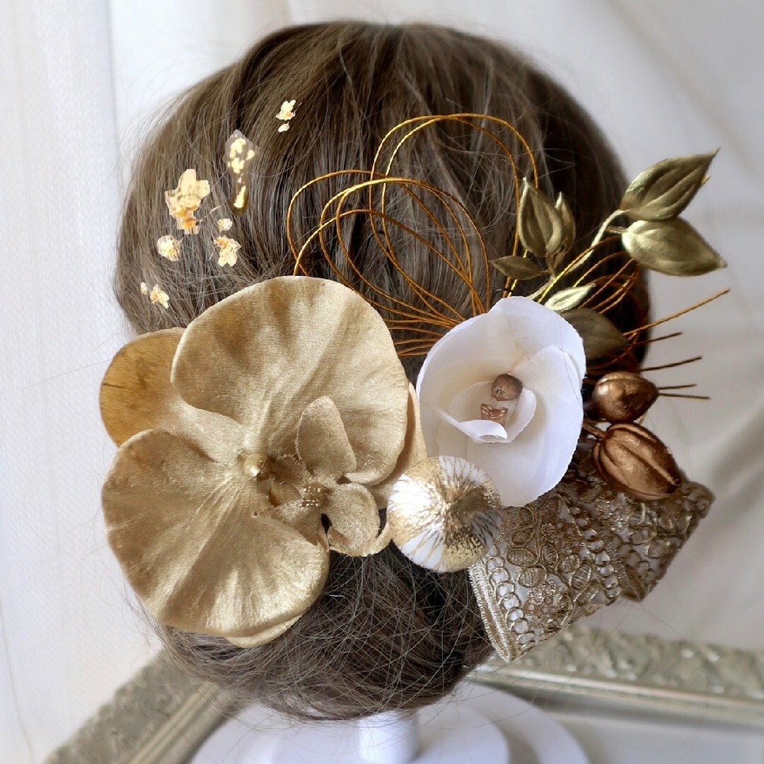 胡蝶蘭和装髪飾り 金の水引の髪飾り 結婚式 卒業式 成人式