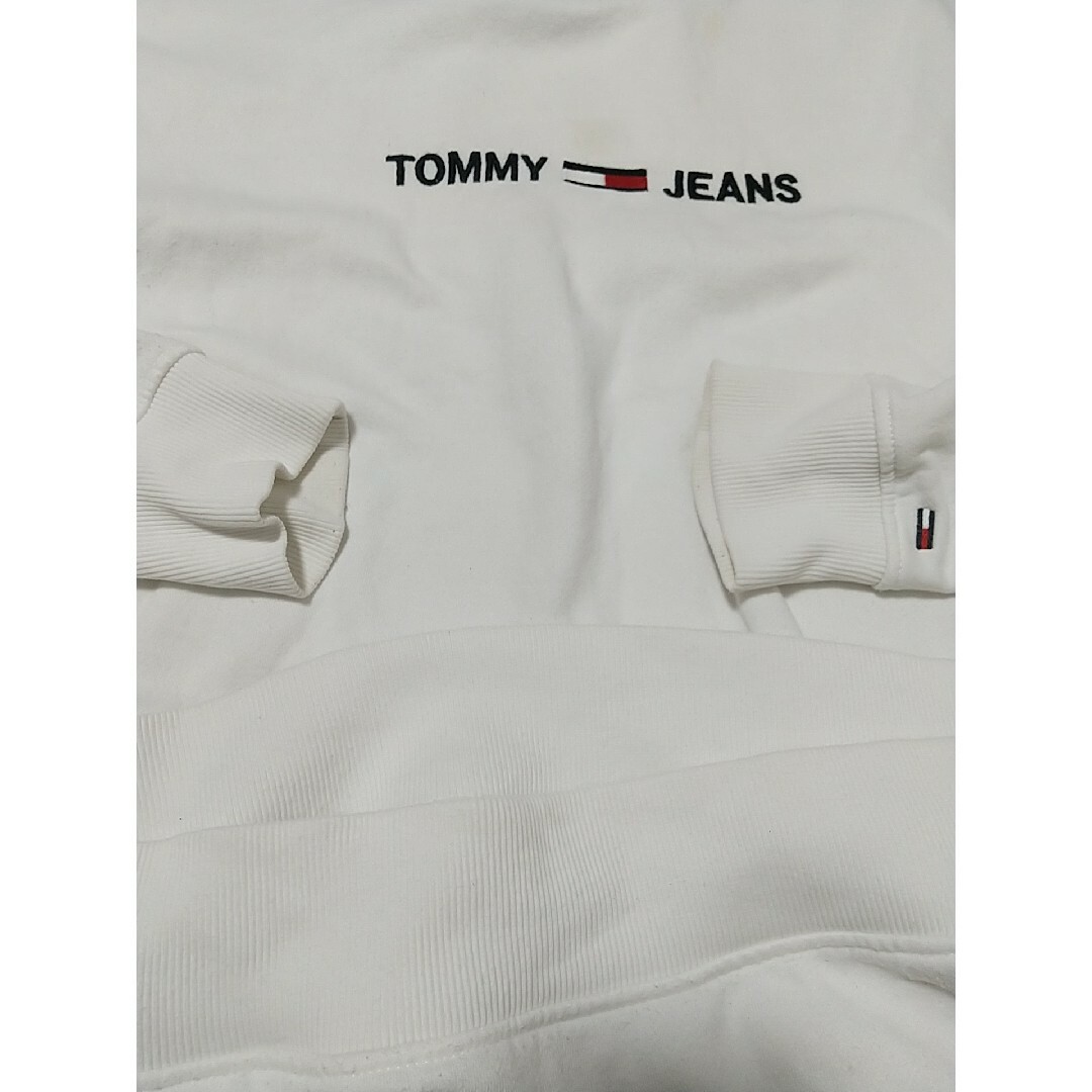 TOMMY JEANS(トミージーンズ)のTOMMY JEANS ロゴ刺繍 スウェット Ｍ 白 トミージーンズ トレーナー メンズのトップス(スウェット)の商品写真