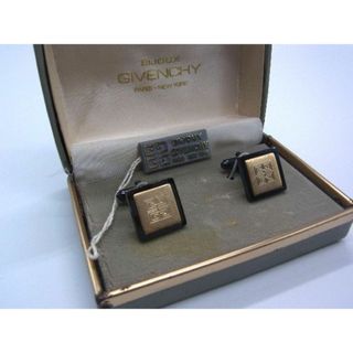 ジバンシィ(GIVENCHY)のGIVENCHY ジバンシィ カフス カフリンクス アクセサリー ビジネス 紳士 メンズ ブラック系×ゴールド系 DD8063(その他)