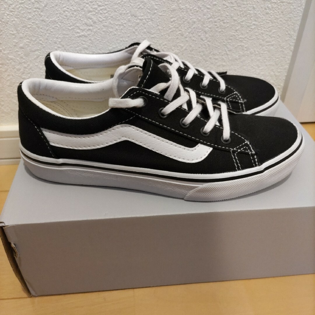 OLD SKOOL（VANS）(オールドスクール)のVANS オールドスクール スニーカー レディースの靴/シューズ(スニーカー)の商品写真