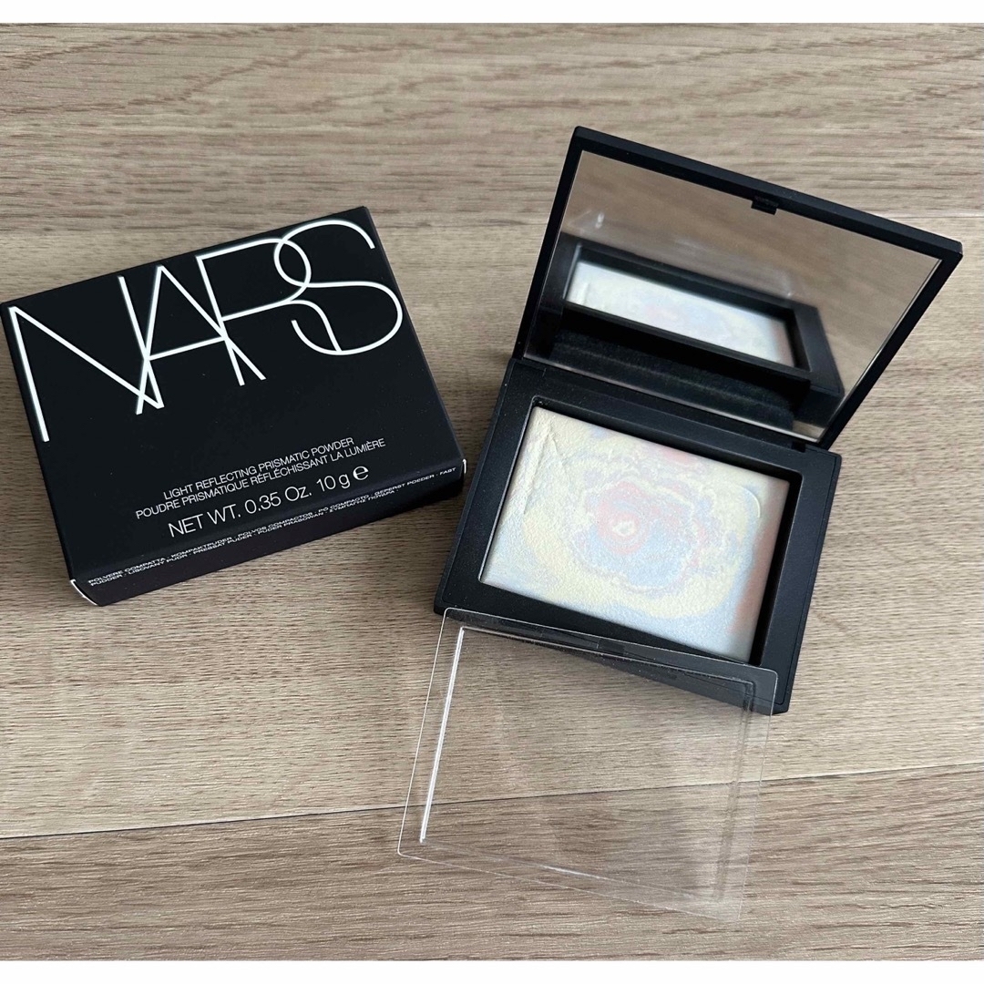 NARS(ナーズ)のナーズ⭐︎NARS ライトリフレクティング　プリズマティックパウダー コスメ/美容のベースメイク/化粧品(フェイスパウダー)の商品写真