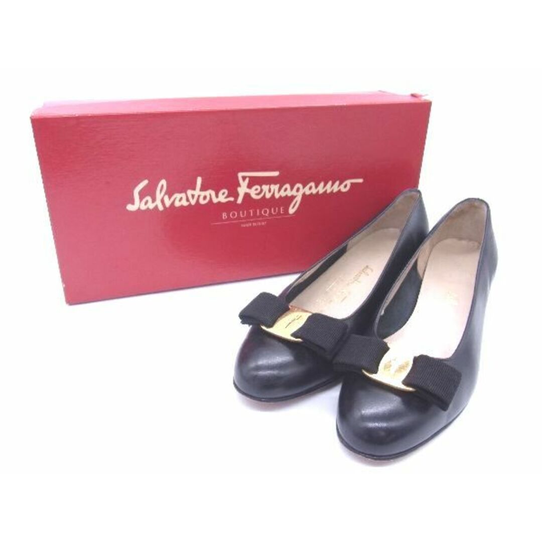 Salvatore Ferragamo - SalvatoreFerragamo フェラガモ ヴァラリボン