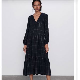 ザラ(ZARA)のラメ入りチェックティアードワンピース(ZARA)(ロングワンピース/マキシワンピース)