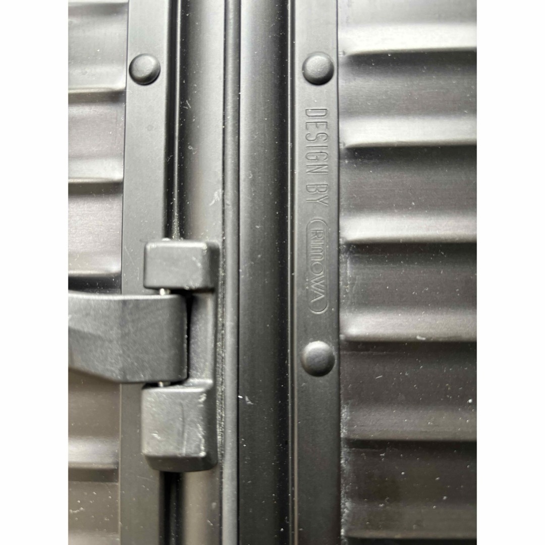 RIMOWA - RIMOWA Topas Stealth 98Lの通販 by Brooklyn Circus RIMOWA - RIMOWA Topas Stealth 98Lの通販 by Brooklyn Circus