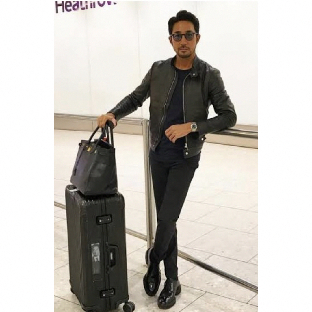 RIMOWA - RIMOWA Topas Stealth 98Lの通販 by Brooklyn Circus RIMOWA - RIMOWA Topas Stealth 98Lの通販 by Brooklyn Circus