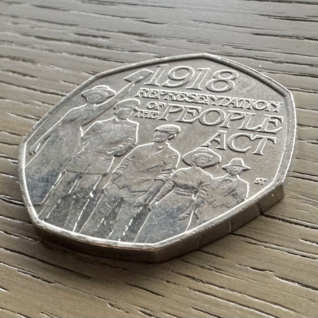 [レア] イギリス 2018 人民代表法 １００周年 記念硬貨 5241 エンタメ/ホビーの美術品/アンティーク(貨幣)の商品写真