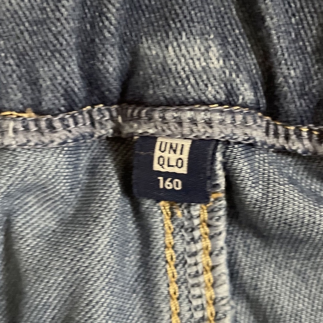 UNIQLO(ユニクロ)のジーンズ  UNIQLO & 長袖Tシャツ　　160 キッズ/ベビー/マタニティのキッズ服男の子用(90cm~)(Tシャツ/カットソー)の商品写真