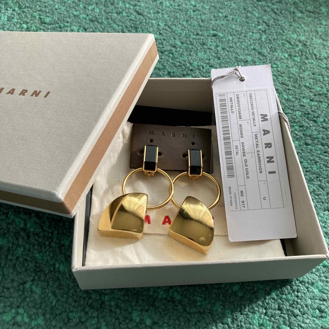 MARNI METAL EARRINGS GOLD マルニ メタルイヤリングtoga