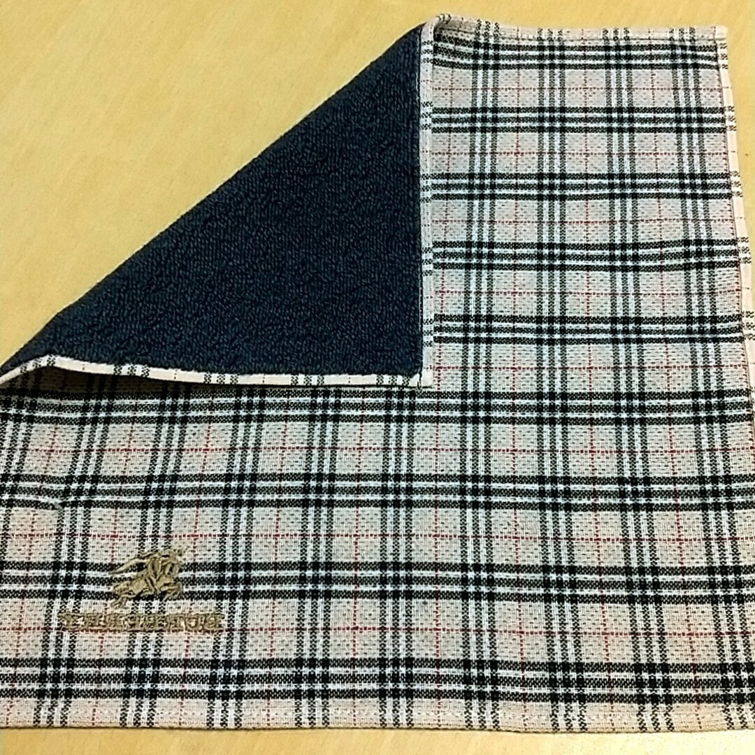 BURBERRY(バーバリー)のBURBERRY タオルハンカチ メンズのファッション小物(ハンカチ/ポケットチーフ)の商品写真